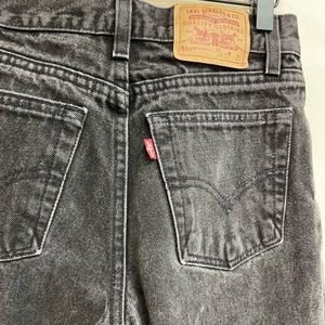 Black Levi’s 550 Relaxed Fit (Girls size 14)